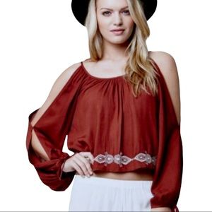 LA Hearts Split Sleeve Embroidered Crop Top Rust or Merlot Size Medium
